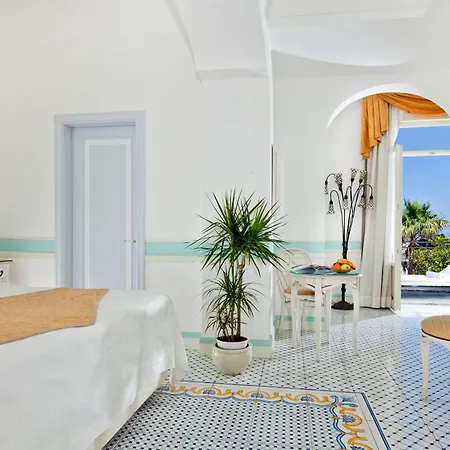 Luxury Excelsior Parco Szálloda Capri
