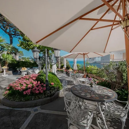 Luxury Excelsior Parco מלון 5*