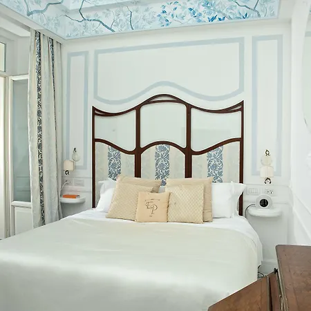 Luxury Excelsior Parco מלון קאפרי