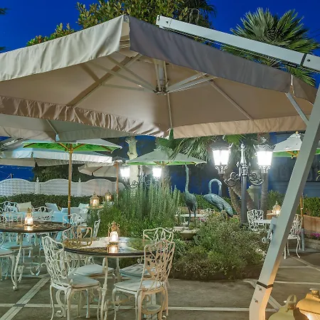 Luxury Excelsior Parco 5* קאפרי