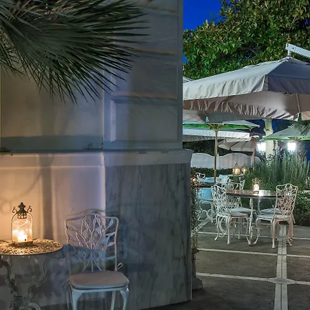 Luxury Excelsior Parco מלון 5*