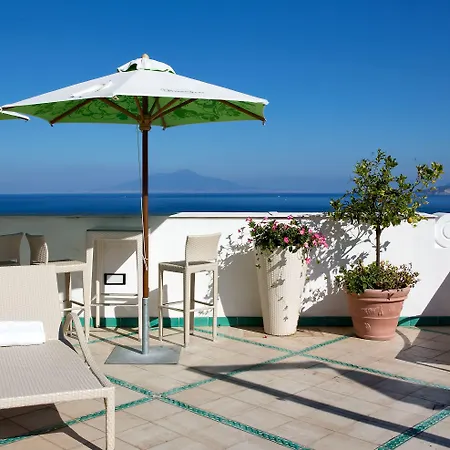 Szálloda Luxury Excelsior Parco Capri