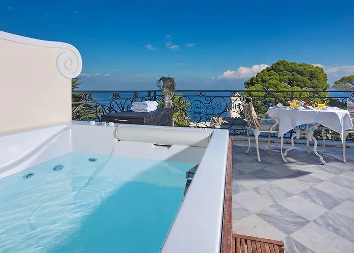 Hotell Luxury Excelsior Parco Capri